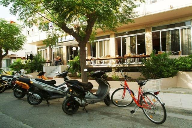 Theonia Hotel คอสทาวน์ ภายนอก รูปภาพ