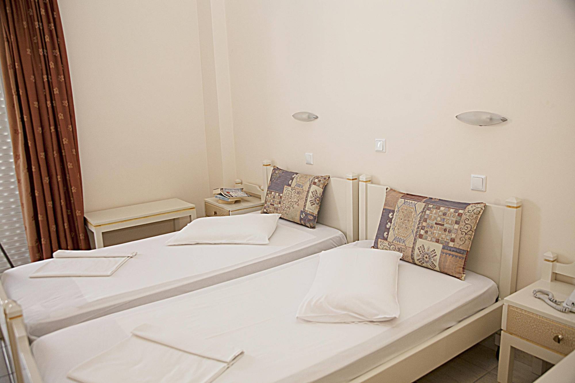 Theonia Hotel คอสทาวน์ ภายนอก รูปภาพ